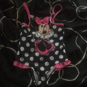 5T Minnie Mouse 1 piece